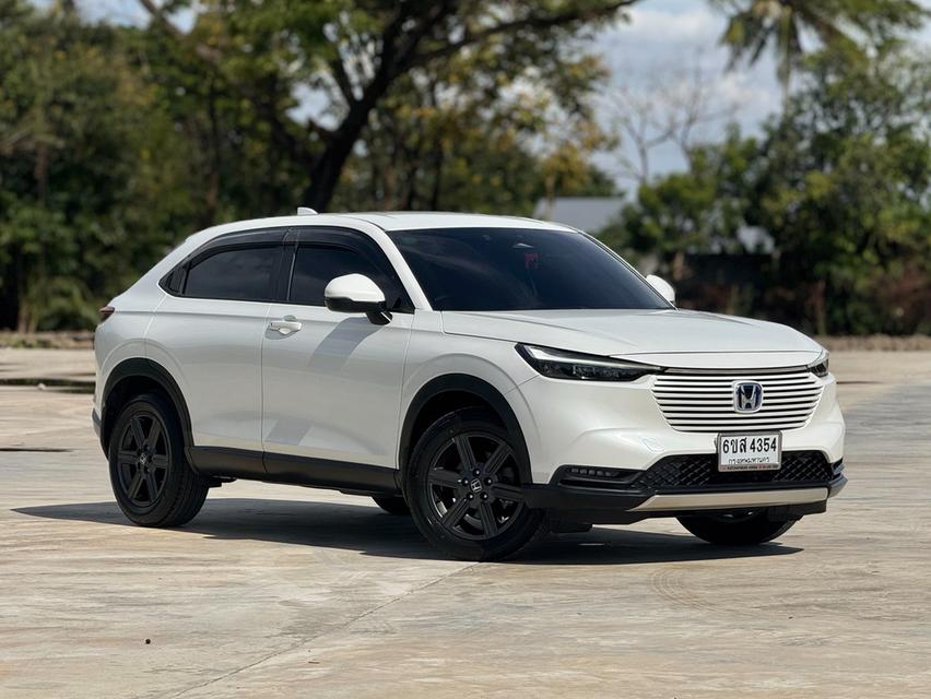 HONDA. HRV 1.5 e:HEV EL ปี 2022 เลขไมล์ 23,xxx km. สีขาว ออโต้  8