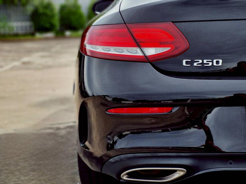 Benz C 250 Coupe AMG Dynamic ปี 2017 ไมล์  28,xxx km. 18
