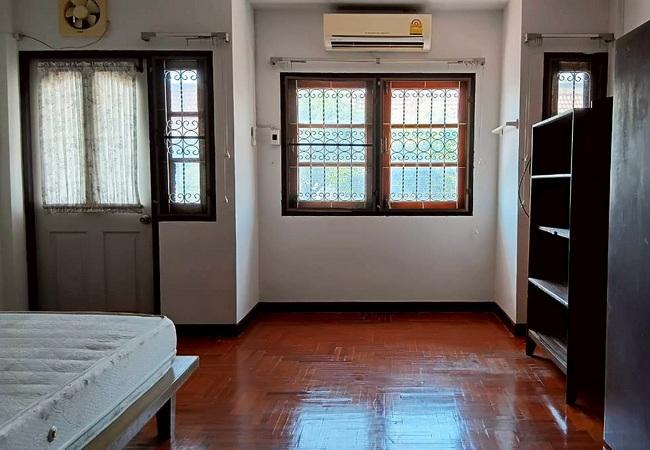 ขายทาวน์เฮ้าส์ หมู่บ้านศิรินเทพ 9 ซอยราษฎร์พัฒนา 14 เขตสะพานสูง กรุงเทพมหานคร 6