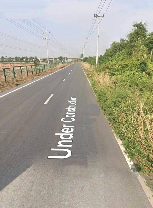 ขายที่ดิน22ไร่ขามทะเลสอติดถนนเลียบมอเตอร์เวย์M6 ขนาดที่ดิน 22-1-13ไร่ หน้ากว้างติดถนน 178ม. 4