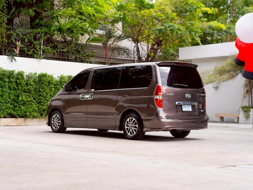 Hyundai H1 2.5 Starex VIP ปีจด 2015♨️ #ประกันเครื่องเกียร์3ปี 30,000 km. ♨️ 2