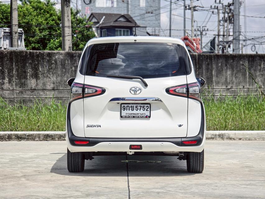 รหัสรถ CBLX5752 ✨TOYOTA Sienta 1.5V ปี 2019 5