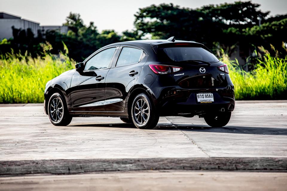 Mazda2 1.3 HighConnect Sport ปี 2017 สีดำ 9