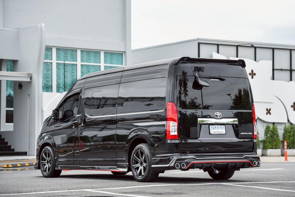 TOYOTA COMMUTER 2.8 AT 2021 ไมล์ 95,000 กม. แต่ง VVIP เกือบล้าน 20
