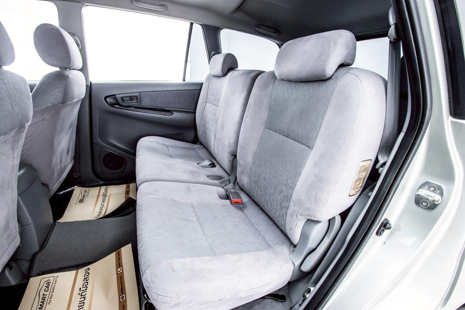 TOYOTA INNOVA 2.0 E เกียร์ธรรมดา MT 2008  5