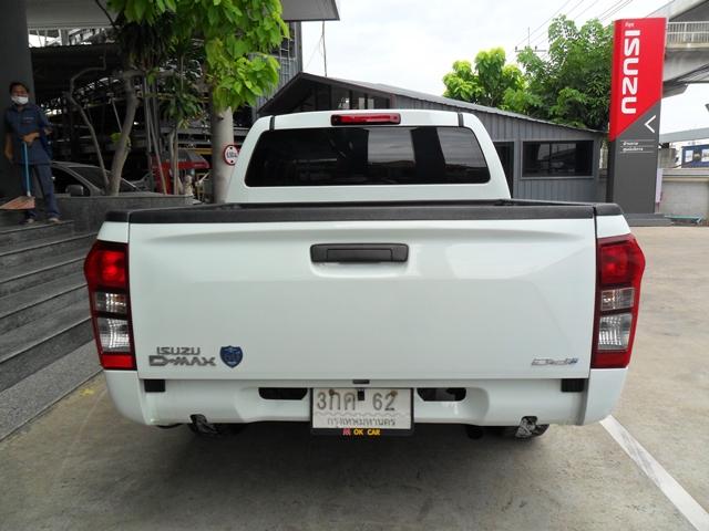  Isuzu D-max Cab4 1.9S ปี 2017 ฟรีดาว์น ออกรถ 0 บาท 4