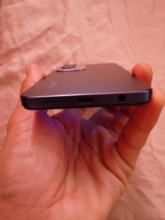 Vivo Y19S 4