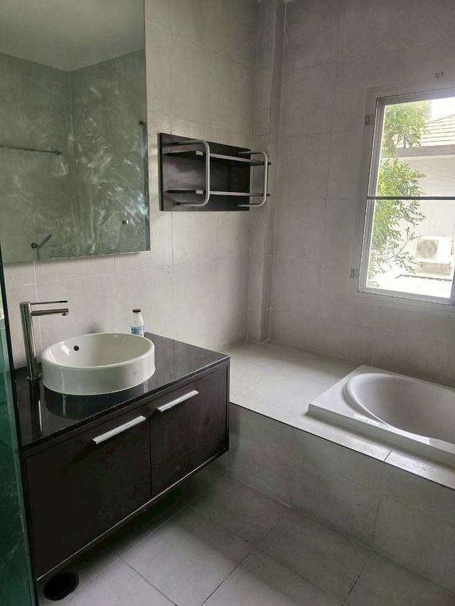 ขาย โนเบิลทารา งามวงศ์วาน 96 ตารางวา 3 ห้องนอน  4ห้องน้ำ ถือกระเป๋าเข้าอยู่ได้เลย เจ้าของขายเอง สนใจติดต่อ 086-8303315 18