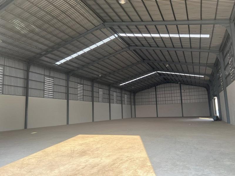 #ให้เช่าโกดังใหม่พร้อมออฟฟิศบางน้ำจืด สมุทรสาคร พื้นที่ 600-2000 ตรม โกดังสูง 12ม กว้าง 24ม รับน้ำหนักได้ 3 ตัน/ตรม 1