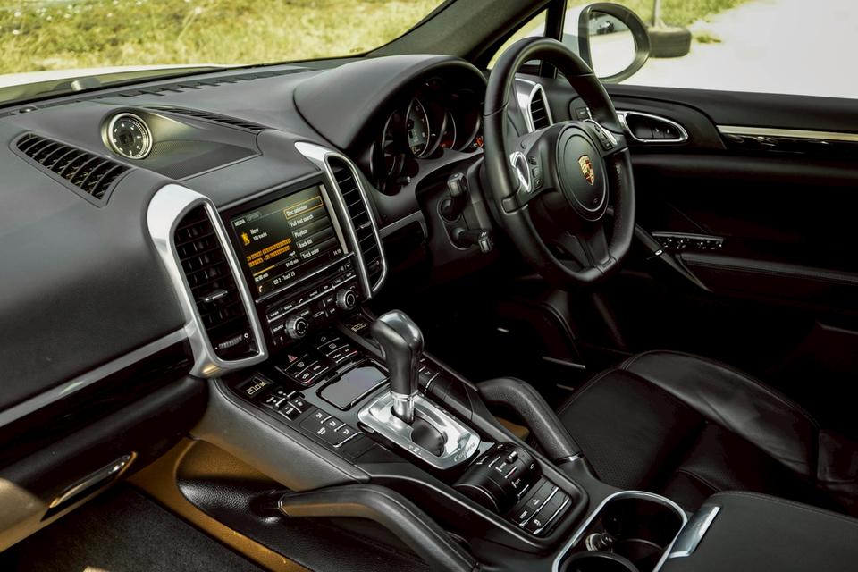 รหัสรถ CBL7569 PORSCHE CAYENNE 3.0 S Hybrid 4WD AT 2014 รูปที่ 10