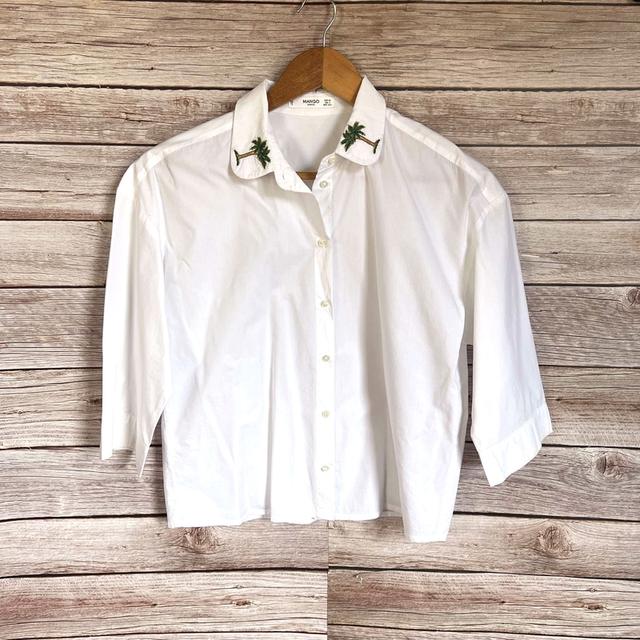 เสื้อเชิร์ตแขนสี่ส่วน