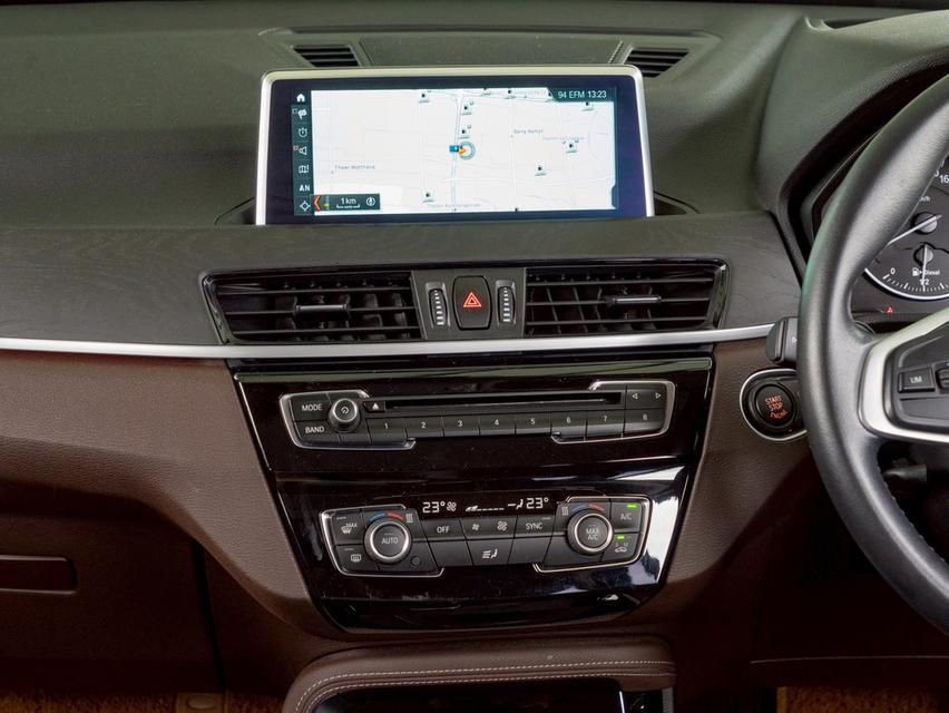 รหัสรถ 12AT8599 🚘 BMW X1 2.0 sDrive18d xLine | ปี 2018 12