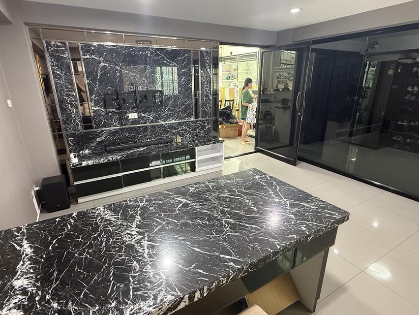 อาคารพานิชย์ 2 คูหาเดี่ยว 4