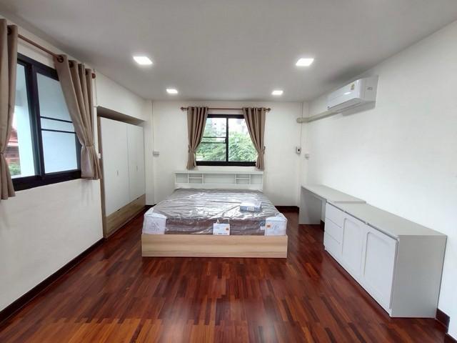 ให้เช่าบ้านเดี่ยว 2 ชั้น 300 ตร.ม. ซอยสังคมสงเคราะห์ 12 ใกล้เซ็นทรัลอีสวิล 3