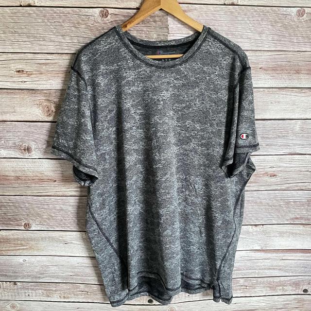 champion เสื้อกีฬามือสองเทียบมือหนึ่ง