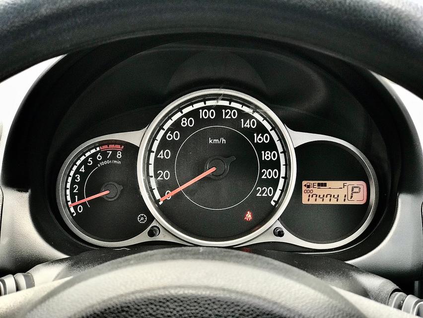ขาย MAZDA 2 1.5 Groove Sports 5Dr ปี 2012 12