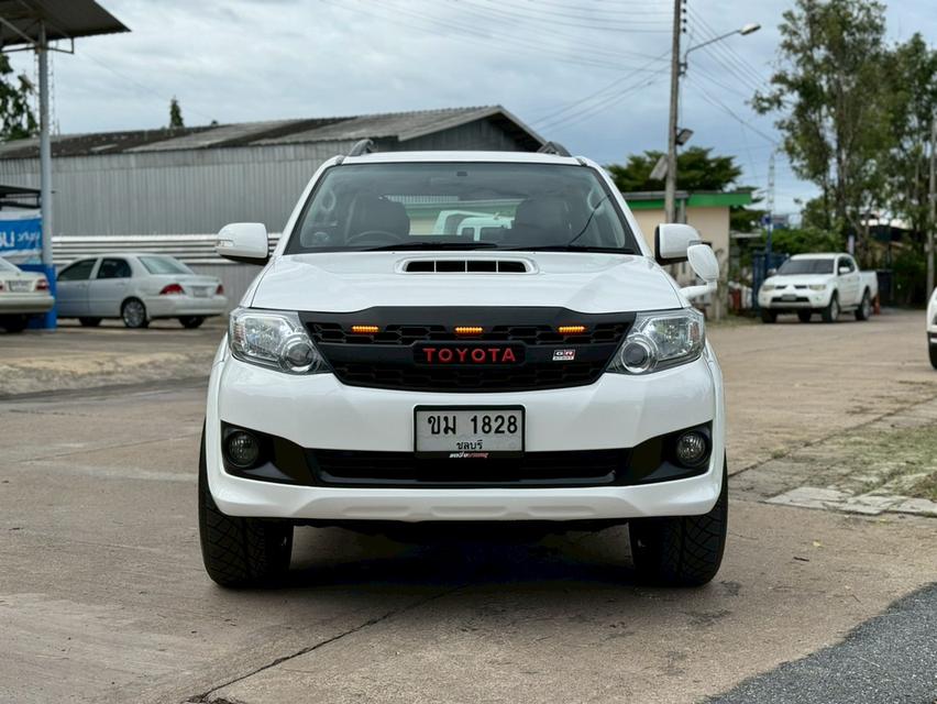 Toyota Fortuner 2.5V ปี15 2