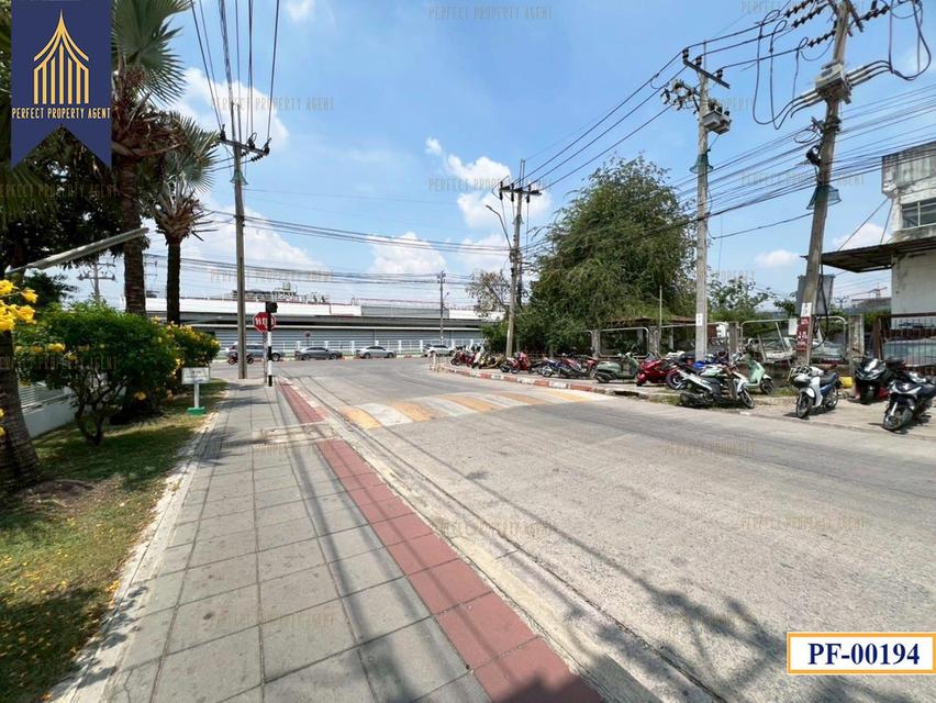 ขาย ที่ดินสีม่วง พร้อมอาคาร โรงงาน นิคมอุตสาหกรรม ลาดกระบัง 13