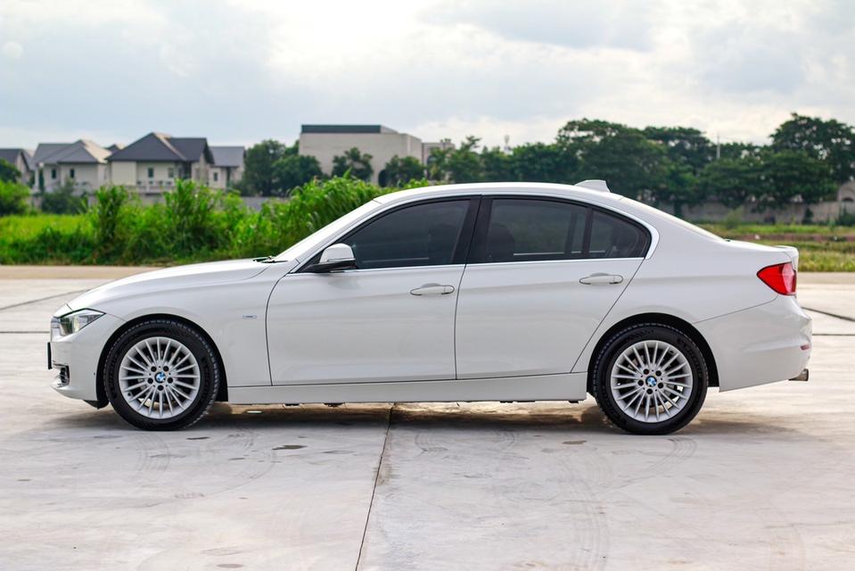 Bmw F30 320i Luxury สดไม่บวกVat7% 3