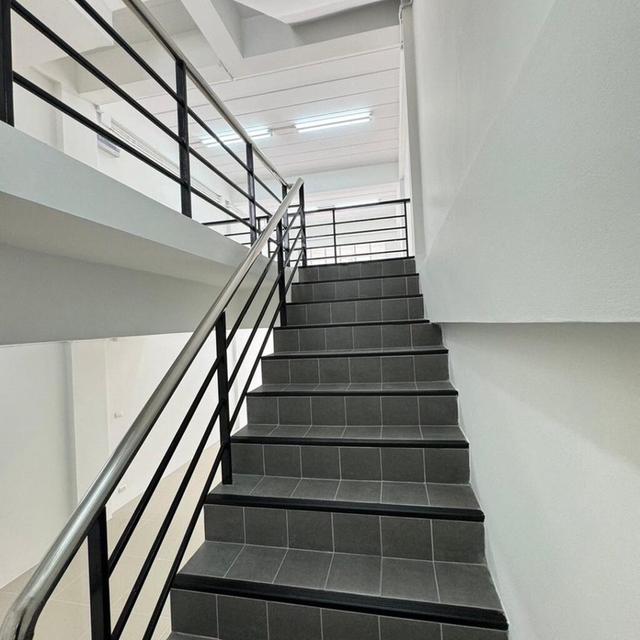 ขาย อาคารพาณิชย์3.5 ชั้น17ตร.ว.ในโครงการทิวลิป สแควร์ ติด ถ.เพชรเกษม เหมาะกับทำร้านค้า ร้านซักรีด สอนพิเศษและพักอาศัย 5