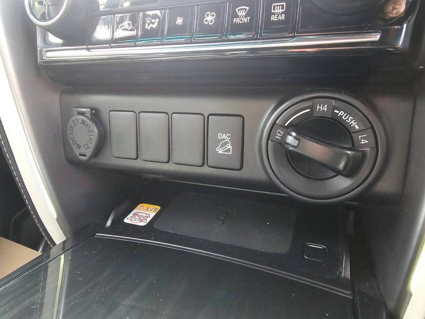 เข้าใหม่#Toyota #Fortuner 2.8 Legender 4WD Black Top ปี 2023 จด 24 รูปที่ 14