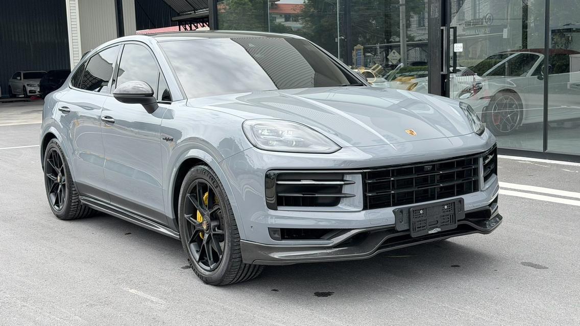 (แจ้งรหัสรถ KPV53) 2024 Porsche NEW Cayenne E-Hybrid Coupe