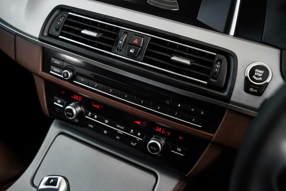 BMW 520d M Sport F10 ปี 2016 รูปที่ 15