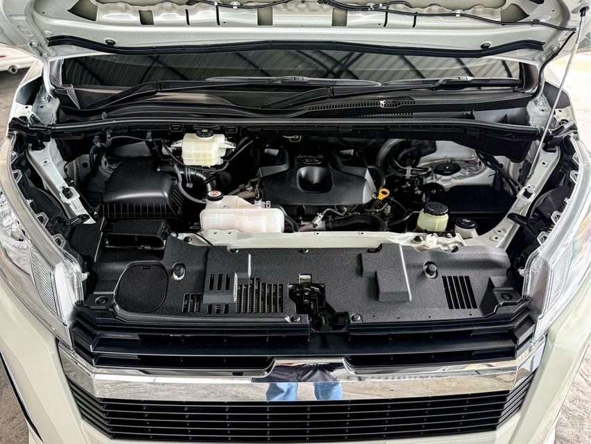 รหัสรถ WRT1800 2024 TOYOTA COMMUTER, 2.8  17