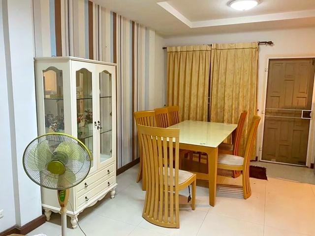 307ตรม.คฤหาสน์แนวตั้ง ให้เช่าทาวน์โฮมหรู 3 ชั้น ใกล้ ม.ธุรกิจบัณฑิตย์ 799ม. ทำเลสามัคคี-ประชาชื่น 27ตรว.4นอน3น้ำ พร้อมเฟ 5