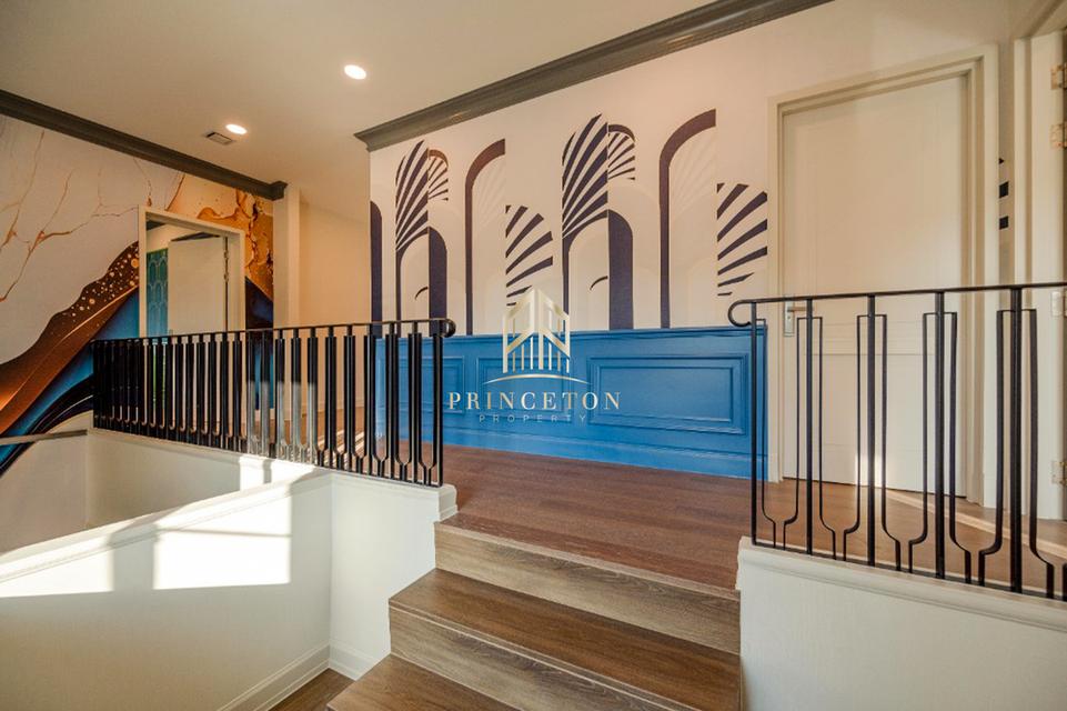 Luxury House for Sale or Rent Nantawan Rama 9 New Krungthep Kreetha 12