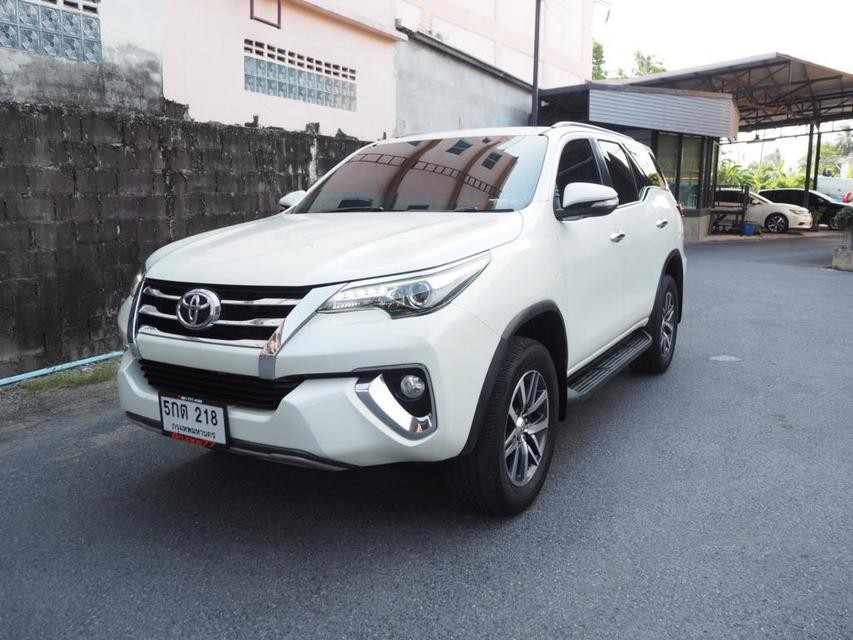 TOYOTA FORTUNER 2.8 V 2WD ปี 2016