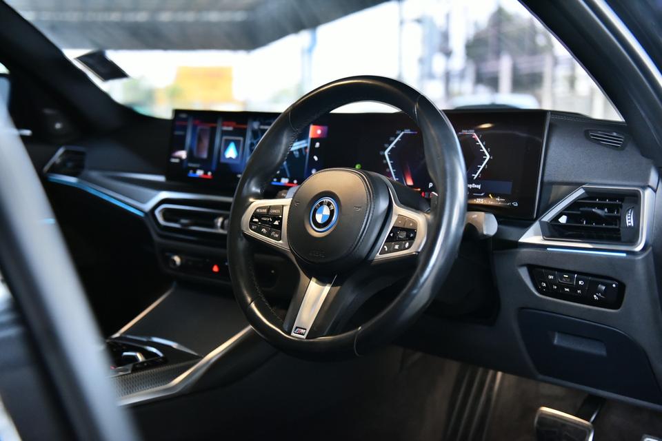 2023 BMW 330e M Sport Plug-in Hybrid G20 LCI🎖️ รูปที่ 11