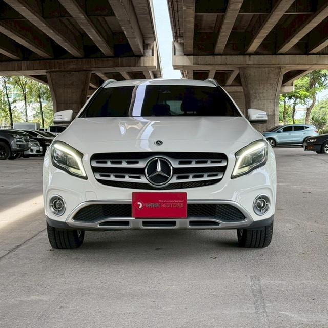 🔥ฟรีดาวน์ รถหรู GLA200 รถสวย ขับดีมาก Mercedes-Benz GLA200 1.6 W156 Urban SUV AT ปี 2019 รูปที่ 3