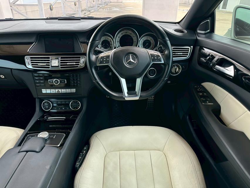 MERCEDES-BENZ CLS250 CDI AMG Dynamic (W218) 2.2L Diesel Turbo BlueEfficiency “ Sunroof “ 13