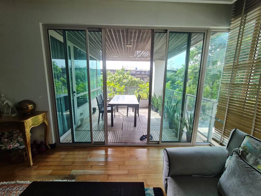เจ้าของขายเอง คอนโด Penthouse โครงการ The Lofts Yennakart 8