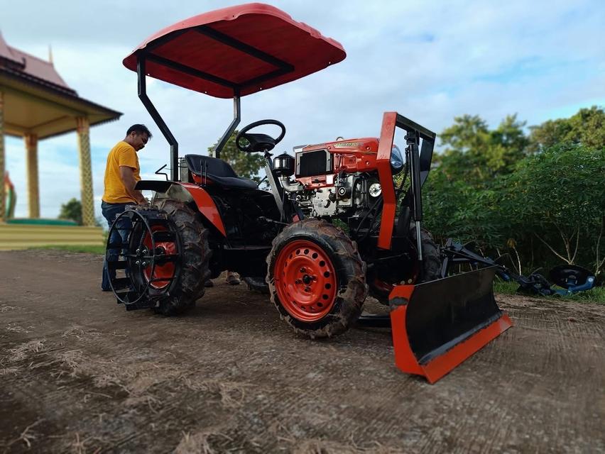 รถไถ Kubota RT155 Plus ขนาดเล็ก 3