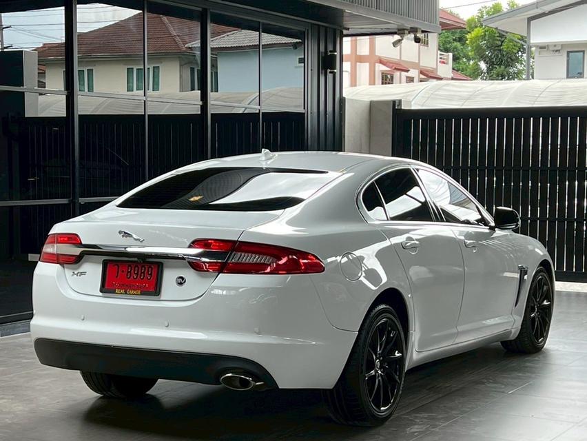 Jaguar XF 2.2 Sedan