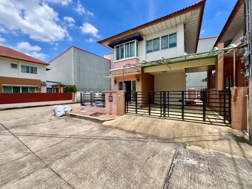 ✨ขายบ้านแฝด 2 ชั้น หลังมุม หมู่บ้านกฤษดา-ลากูน (ปิ่นเกล้า-พระราม5) เข้าออกได้ทั้งถนนกาญนาภิเษก และถนนนครอินทร์ 5