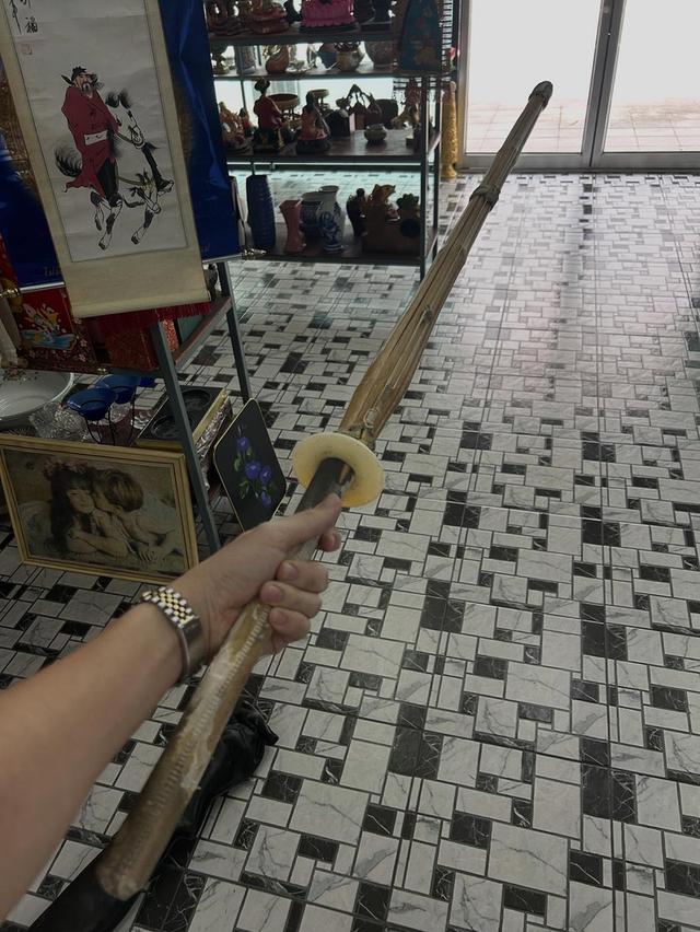 ดาบเคนโด้ ไม่ไผ่หุ้มหนัง ครบชุด พร้อมกระเป๋าหนังแท้ (ตำหนิตามภาพ) 2