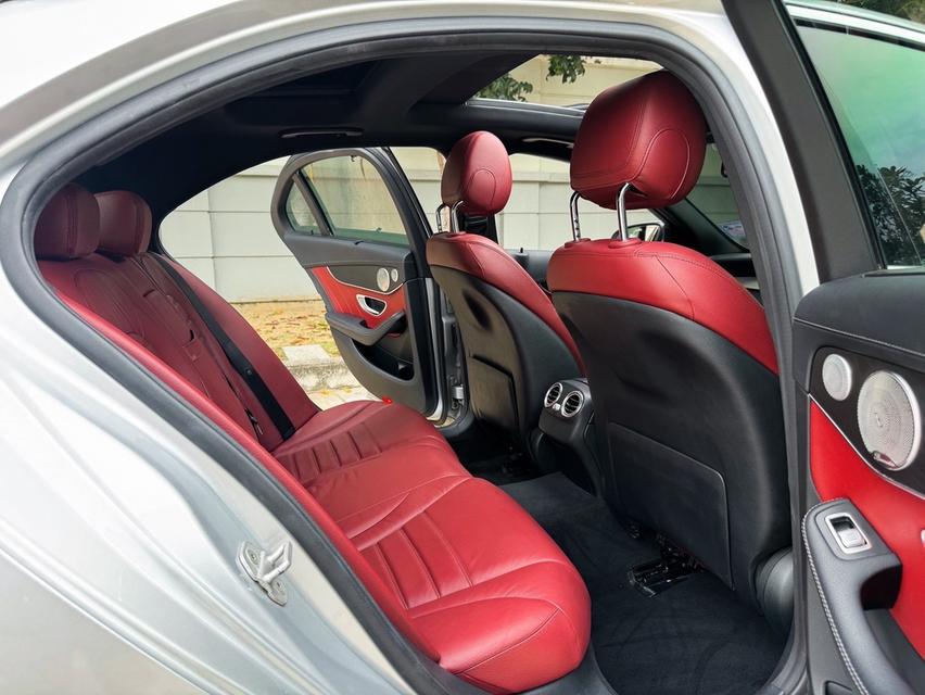 รหัสรถ AVA2228 ⭐️ Benz C300 AMG Dynamic W205 ปี 2016 ดีเซล 10