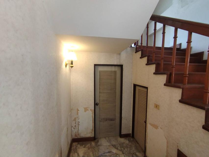 ขายบ้านเดี่ยว 2 ชั้นนอกโครงการ ใจกลางเพชรเกษม(ซอยเพชรเกษม 68)หลังมุมติดถนนซอย ขนาด 214 ตารางวา 19