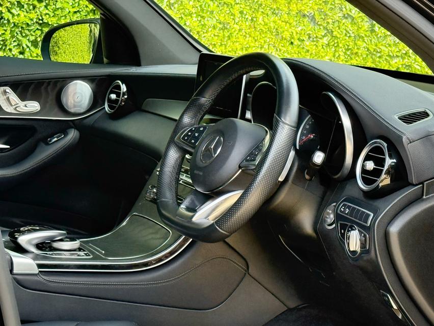 2019 BENZ GLC 250D AMG รถมือเดียวออกป้ายแดง รถวิ่งน้อย ประวัติศูนย์ครบ ไม่เคยมีอุบัติเหตุครับ 10