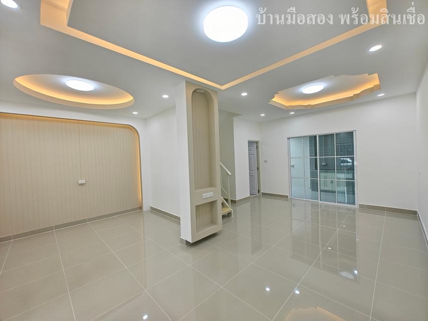 เดอะคัลเลอร์ ลำลูกกา คลอง 4 ทาวน์เฮ้าส์สวย รีโนเวท ย่านลำลูกกา 3