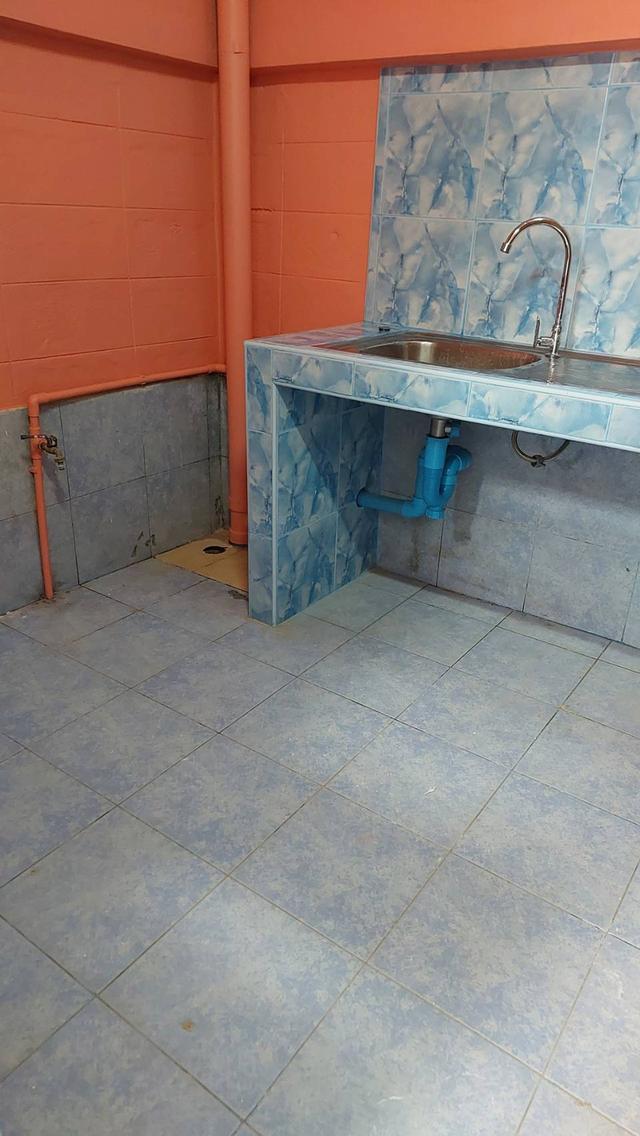 ให้เช่าทาวน์เฮ้าส์ หมู่บ้านเฟิร์สโฮม ใกล้ห้าแยกวัชรพล 6