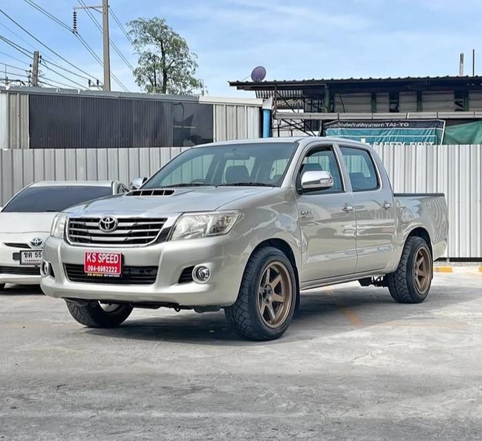 2014 Toyota Hilux Vigo CHAMP double cab 2.5 G ปี 2014 เกียร์ธรรมดา สีเทา