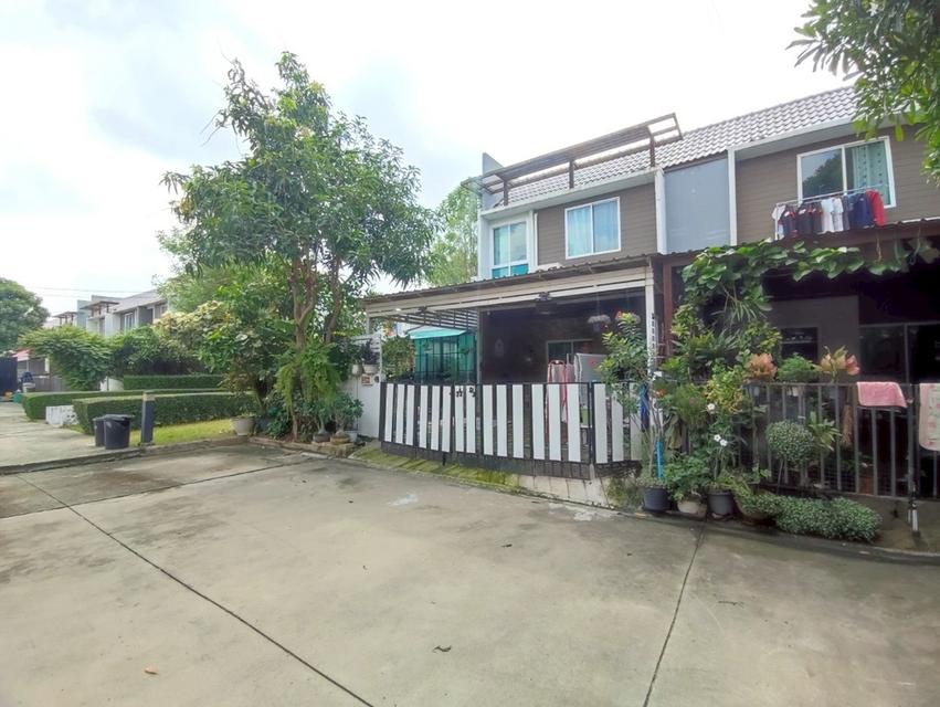ขายบ้าน 2 ชั้น หมู่บ้านอารียาเดอะคัลเลอร์ ใกล้มหาวิทยาลัยรังสิต ปทุมธานี