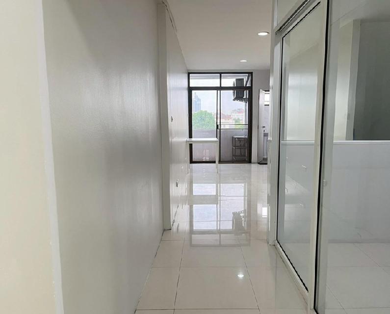 ให้เช่าอาคาร / Home Office 4.5 ชั้น / ทำเล ติดถนนพระราม 9 / ใกล้ เดอะไนท์ พระราม 9 7