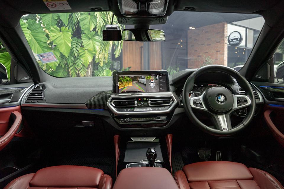 “BMW X4 xDrive 20d M Sport LCI”  ปี 2023📌𝐁𝐌𝐖 𝐗𝟒 พร้อมจอง! สีขาว เบาะแดง❤️‍🔥 รูปที่ 3