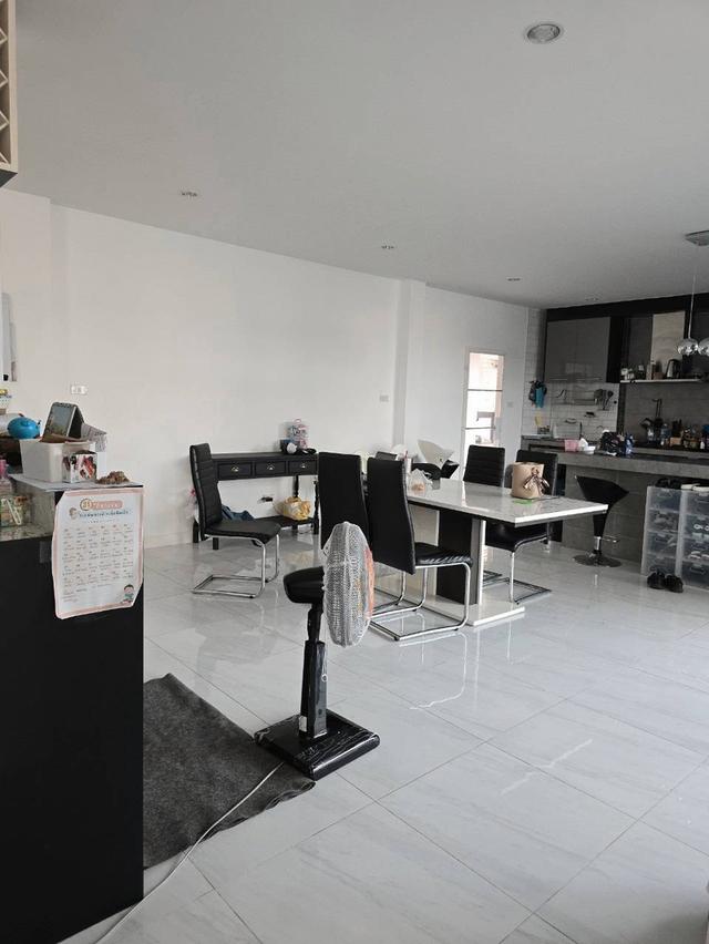 🐾 เอาใจคนรักสัตว์! ให้เช่าบ้าน 2 ชั้น 5 ห้องนอน พื้นที่กว้าง 100 ตรว. 25,000.-/เดือน 🔑 18