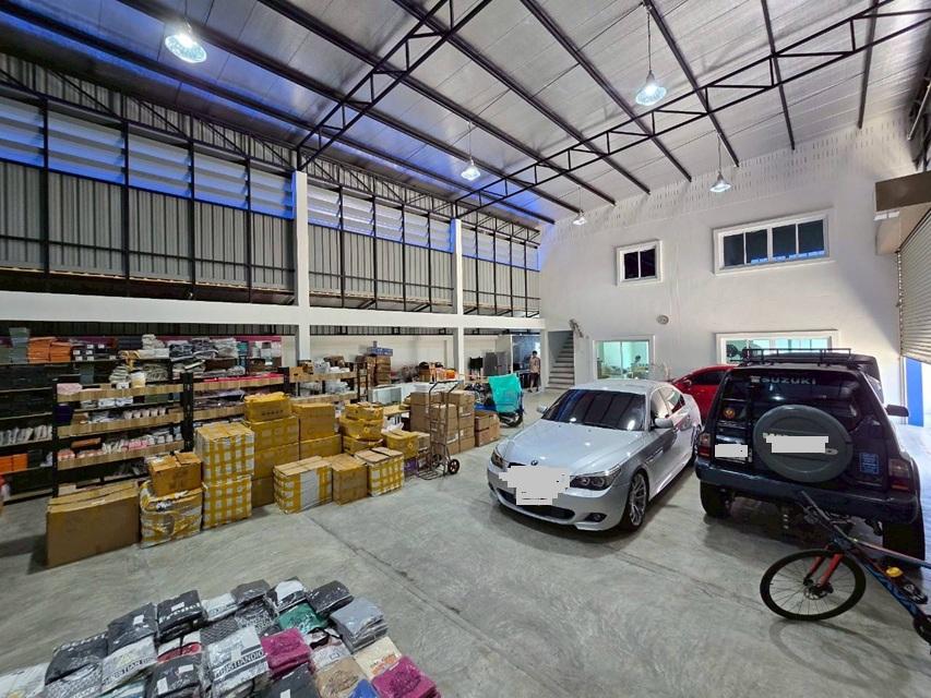 ให้เช่าโกดังพร้อมสำนักงานพร้อมห้องพัก / พื้นที่ใช้สอย 405 ตารางเมตร / Office 2 ชั้น / ทำเล ถนนกาญจนาภิเษก ติดกับสมาคมปักใต้ 8